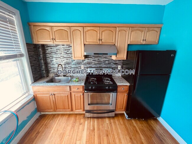 Building Photo - 5 Everett Ave