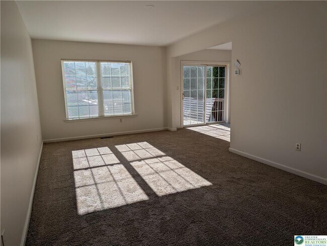 Foto del edificio - 2806 Sequoia Dr