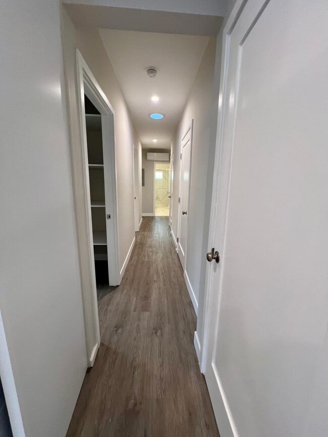 Building Photo - 4703 9th Ave