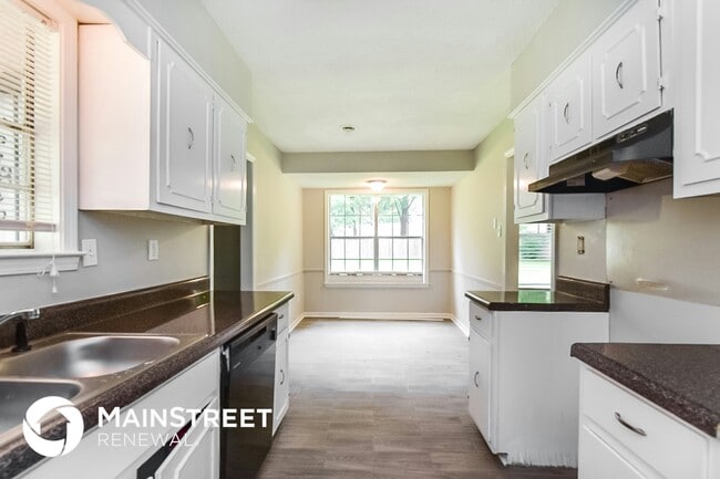 Building Photo - 3571 Castleman St