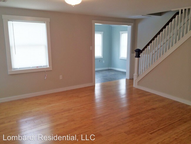 Foto del edificio - 3 br, 1 bath House - 737 Princeton Ave
