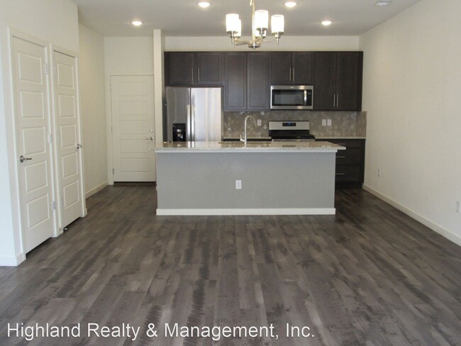 Building Photo - 3 br, 2.5 bath House - 11667 W 44th Ave
