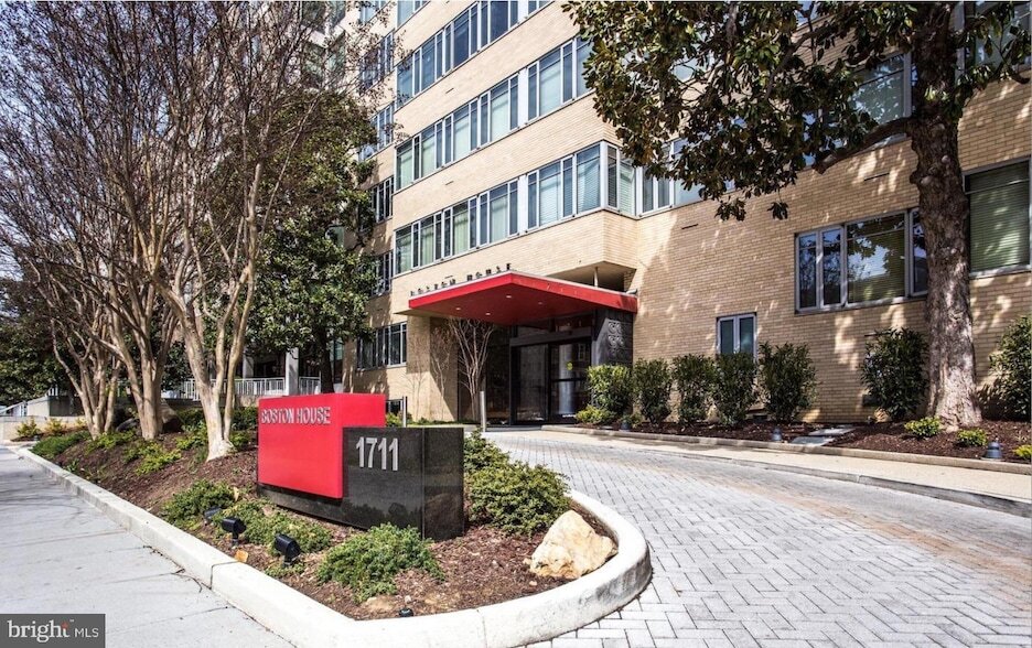 Foto principal - 1711 Massachusetts Ave NW