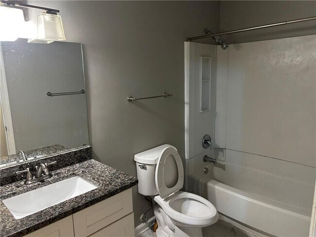 Foto del edificio - 5031 Bell Dr SE