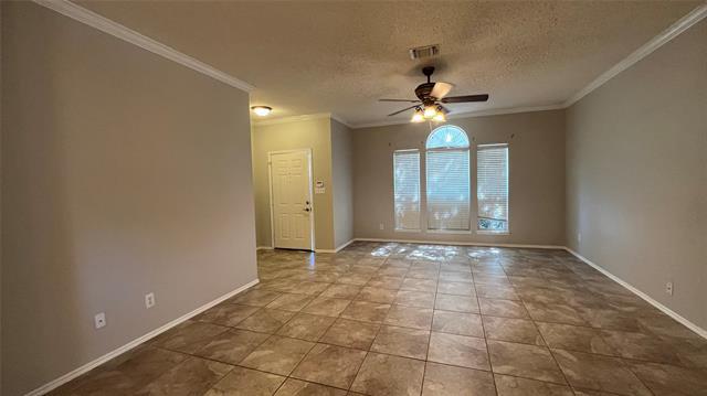 Building Photo - 3944 Parkhaven Dr