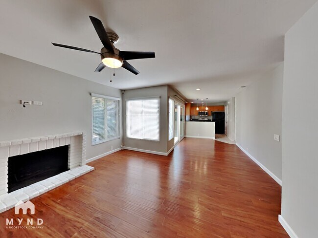 Foto del edificio - 10565 Caminito Flores