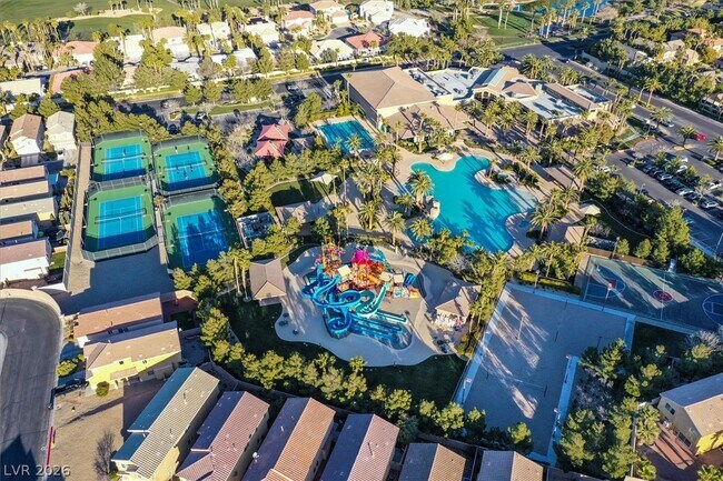 Foto del edificio - 719 Orchard Course Dr
