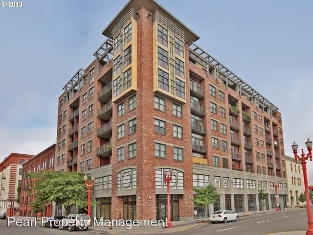 Foto principal - 411 NW Flanders St