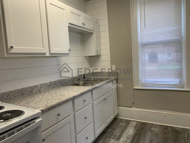 Foto del edificio - 1110 Jefferson St