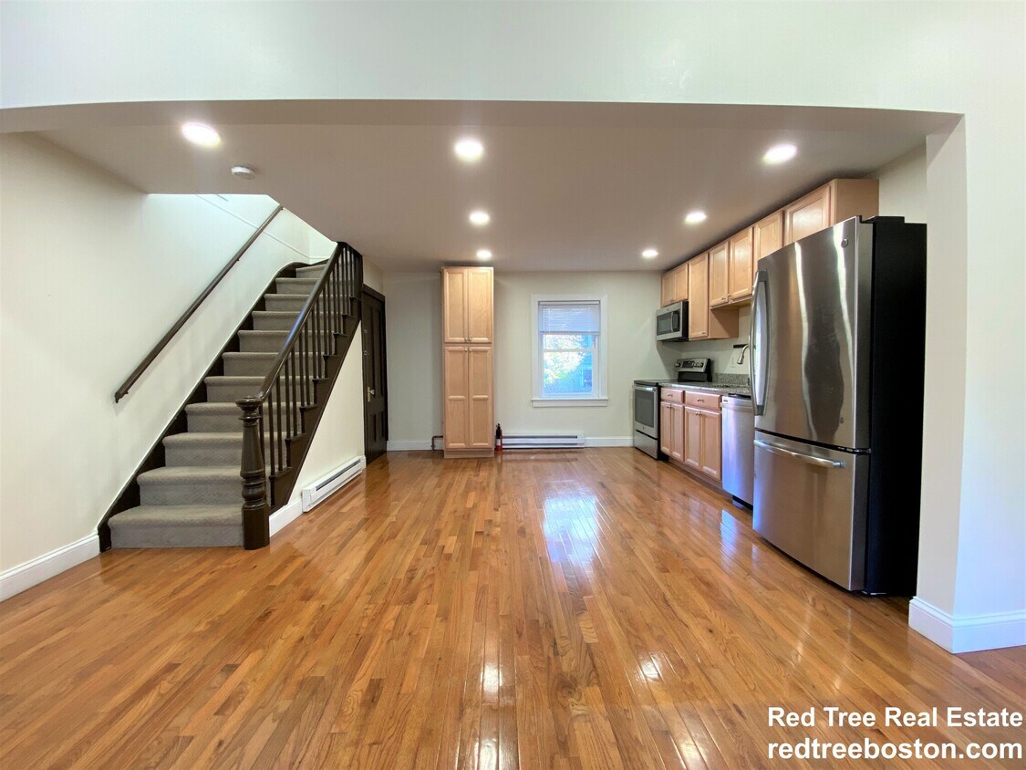 175 High St Unit 1, Brookline, MA 02445 Condo for Rent in Brookline