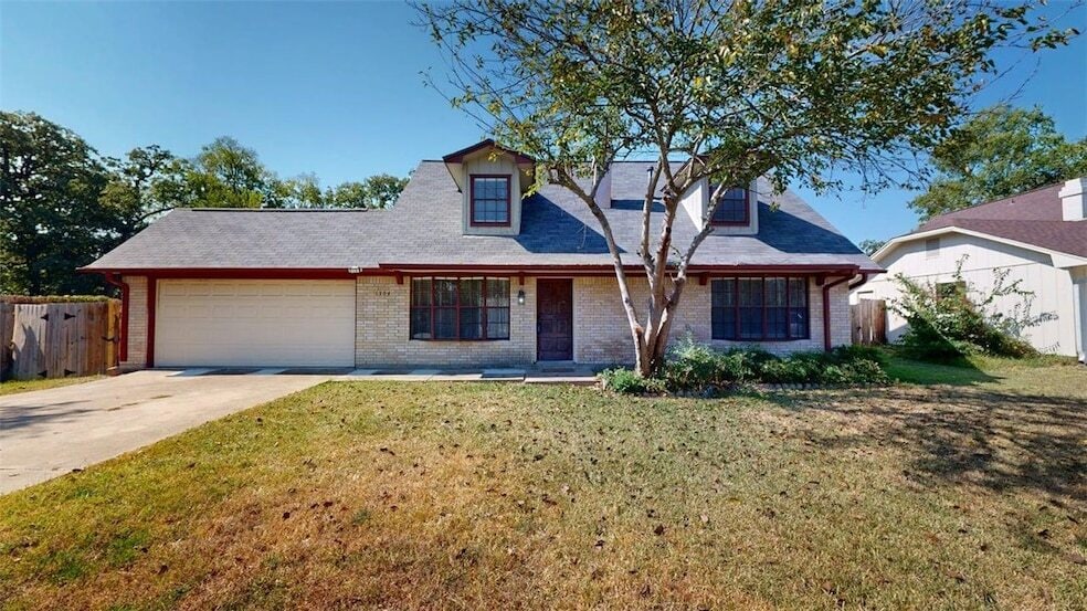 Photo - 1304 Merry Oaks Drive Unit