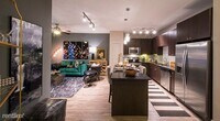 Foto principal - 2850 N Harwood St