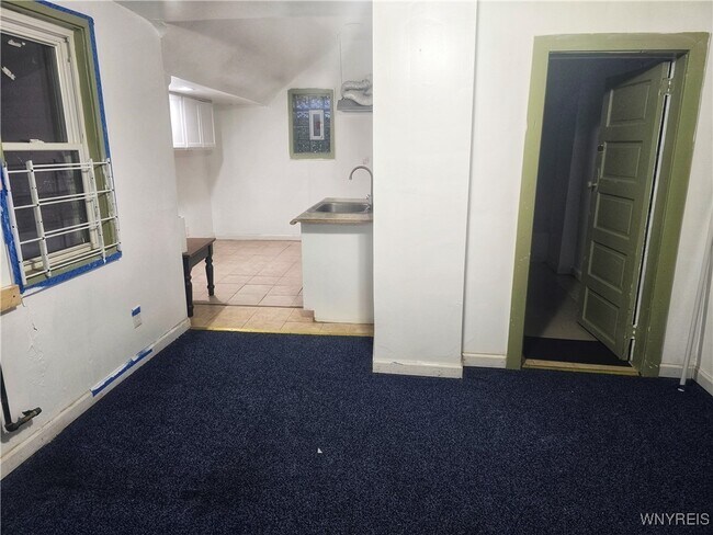 Foto del edificio - 38 Sobieski St