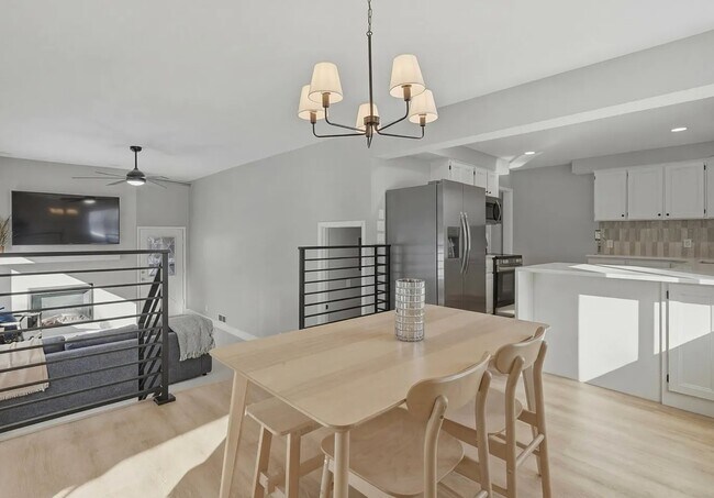 Foto del edificio - 403 Highland Dr