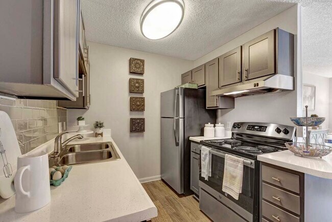Residences at West Mint photo'