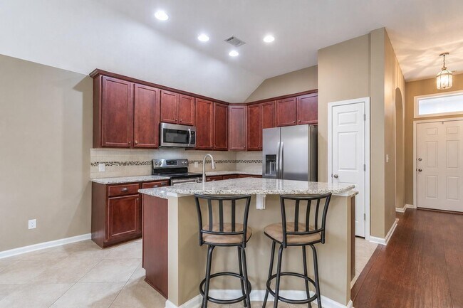 Foto del edificio - 3712 Claiborne Cir