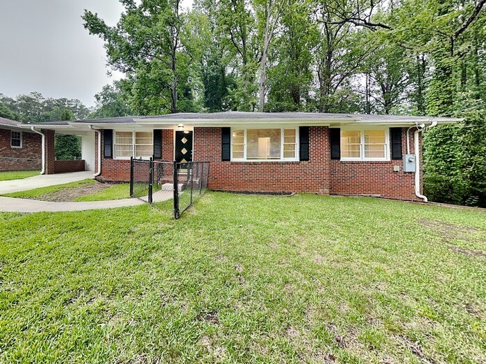 Primary Photo - 760 Woodvalley Rd SW