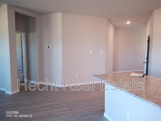 Building Photo - 2823 Calandra Lark