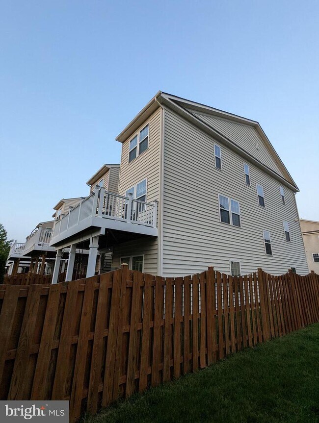 Building Photo - 24857 Mason Dale Terrace