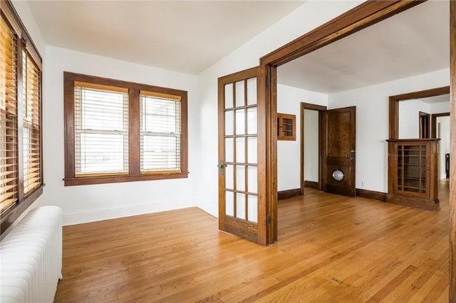 Foto del edificio - 1319 Dayton Ave