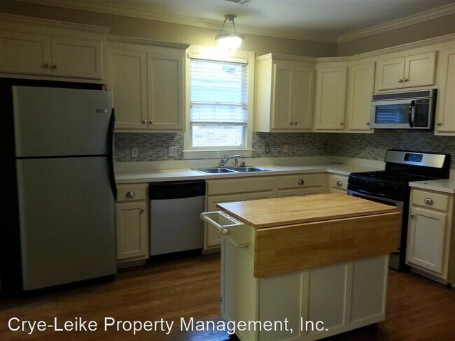 Building Photo - 3 br, 2 bath House - 3566 Carnes
