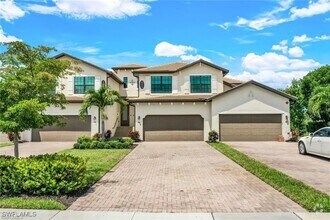 Building Photo - 2375 Montserrat Ln