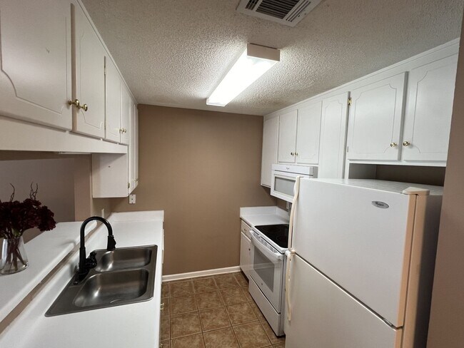 Foto del edificio - 161 S Spring View Dr