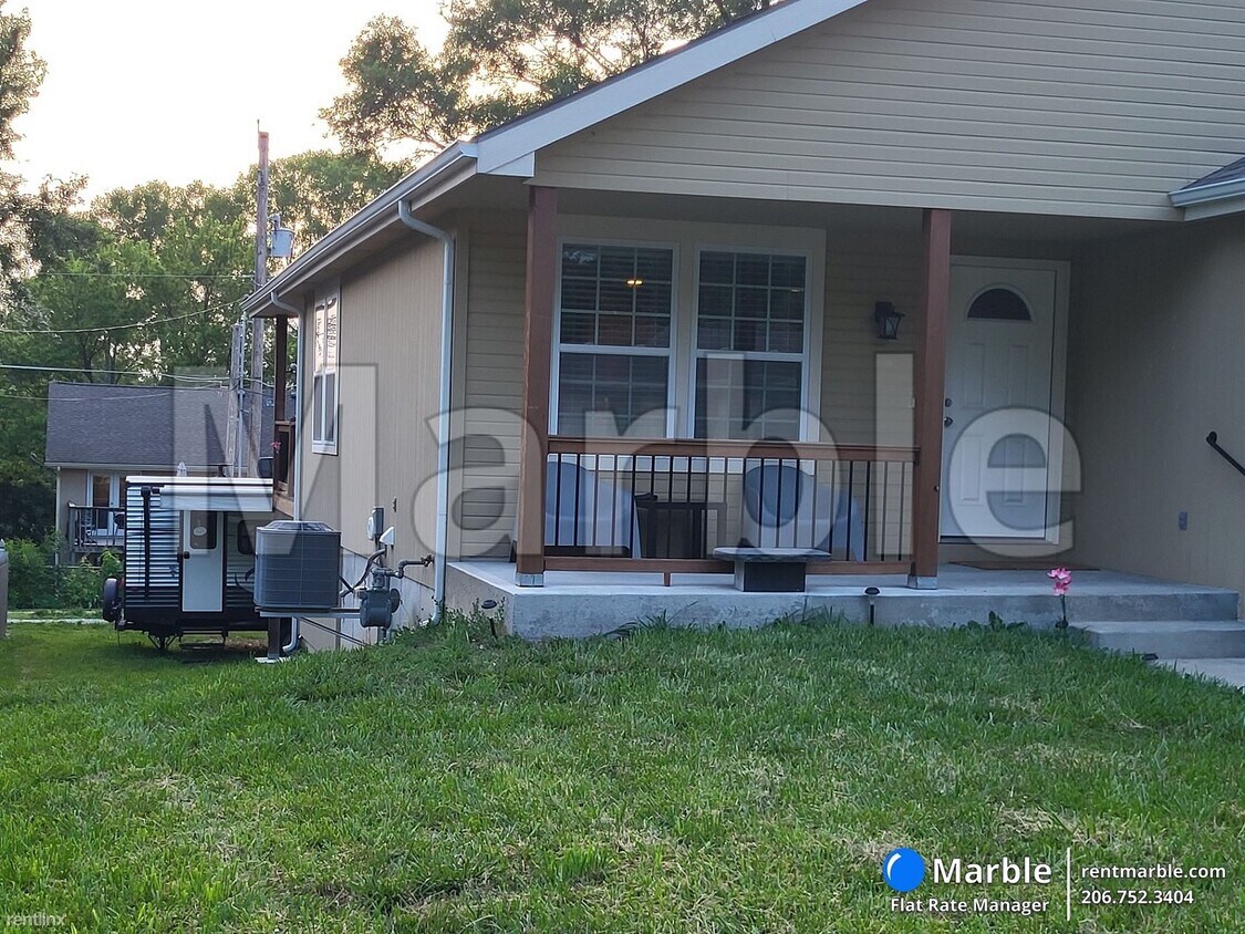 Foto principal - 3 br, 2 bath House - 1009B N 4th St