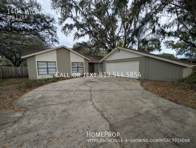 Foto del edificio - 1404 Wildrose Dr