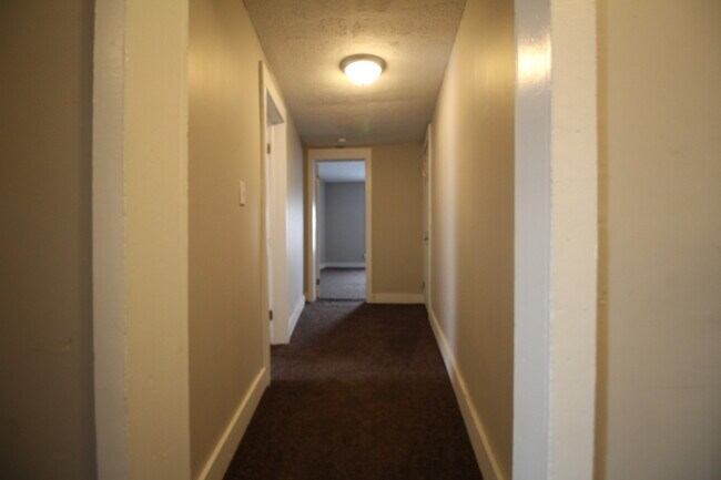Foto del edificio - Beautiful renovated 3 bedroom single-famil...