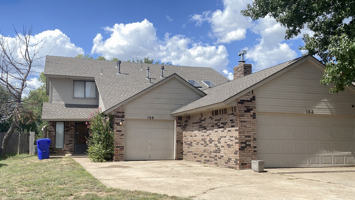 100 Harvard Rd Unit 100, Norman, OK 73072 Room for Rent in Norman, OK