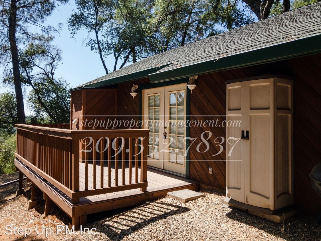 19518 Hillsdale Dr, Sonora, CA 95370 House for Rent in Sonora, CA