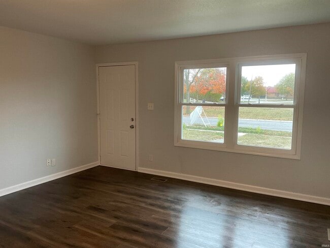 Building Photo - 602 N Stony Run Ln