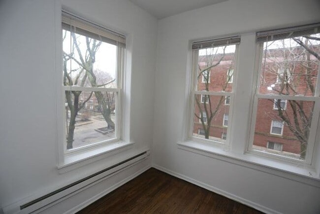 Building Photo - 4501 Malden St