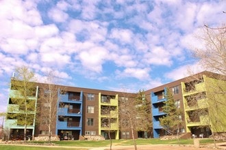 Building Photo - Windsor Place