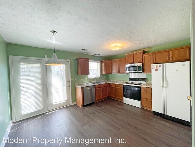 Foto del edificio - 2 br, 2 bath House - 3360 Emerson Woods Way