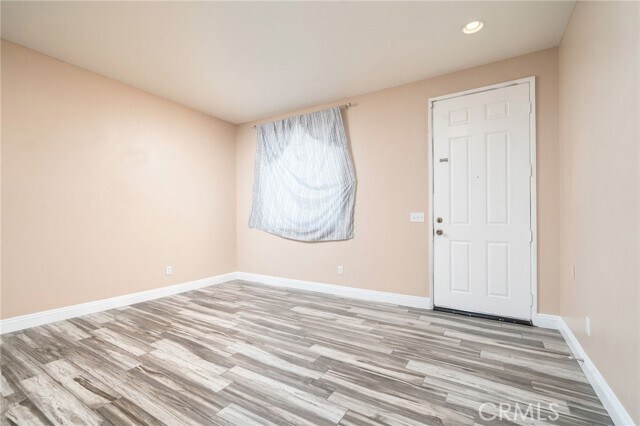 Foto del edificio - 12833 Biscayne Ave