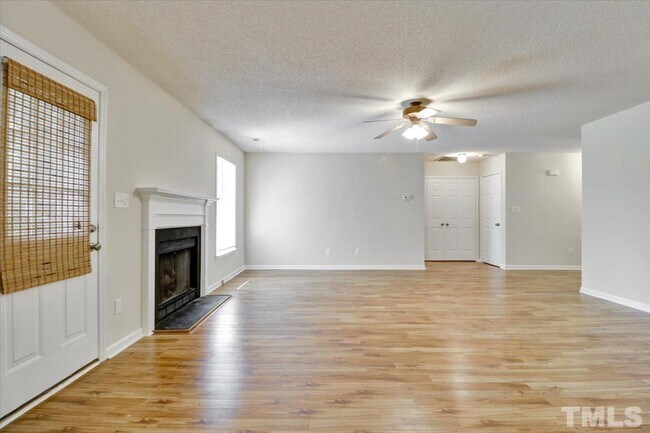 Building Photo - 1512 Kempsey Cir