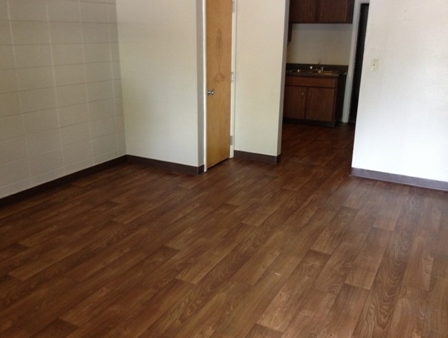 Living Room - Burt Reynolds Complex