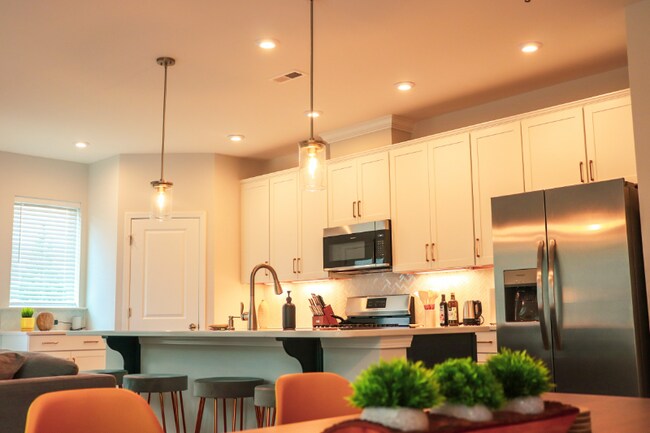 Foto del edificio - 1001 Canary Pepper Dr