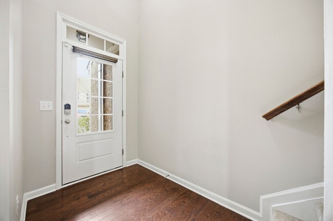 Foto del edificio - 7275 Heritage Oak Ct