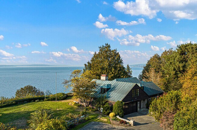 Foto del edificio - Secluded estate in Blue Ridge with 180' vi...