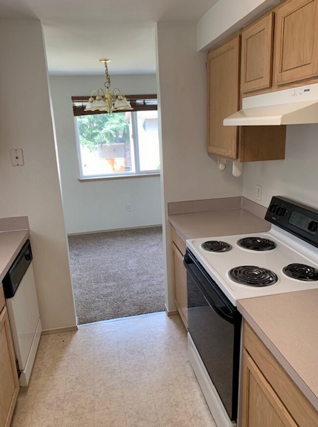 Foto del edificio - 321-R Street SE