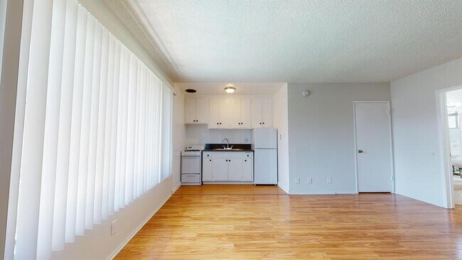 Foto del edificio - 1311 Venice Blvd.