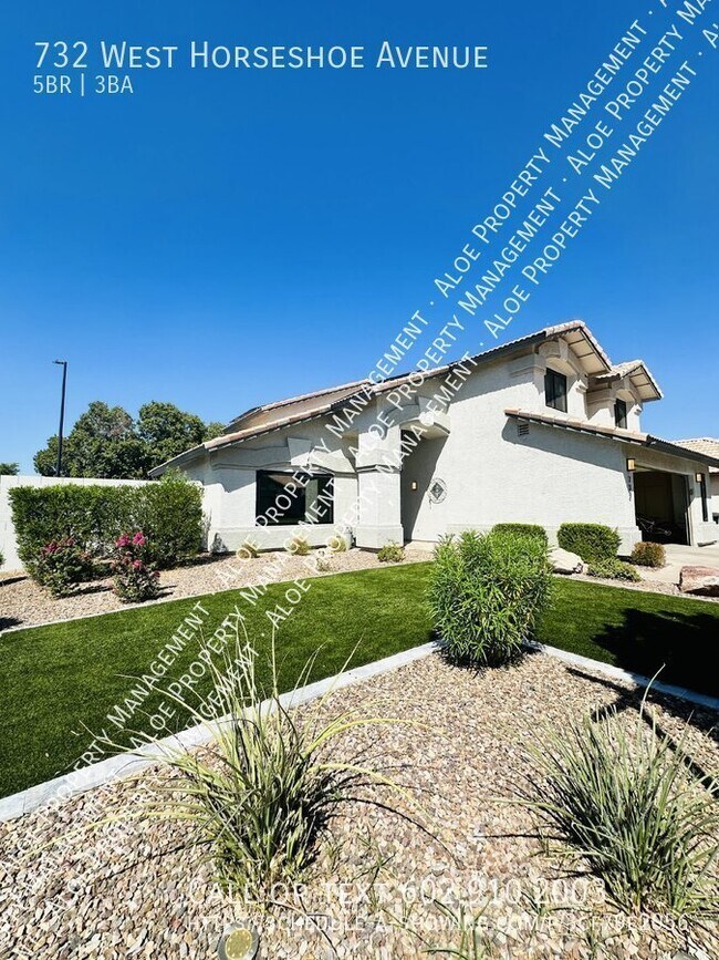 Foto del edificio - 732 W Horseshoe Ave
