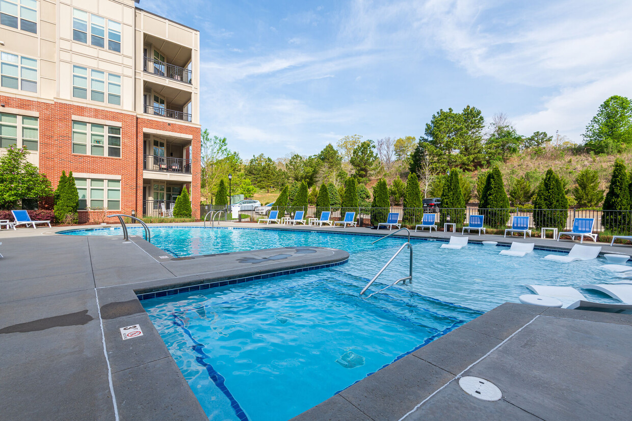 Primary Photo - The Apartments at Palladian Place