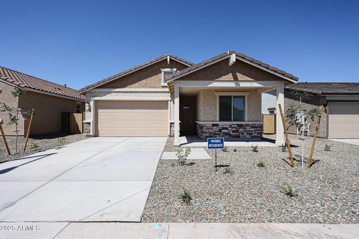 Primary Photo - 28500 N 134th Ave