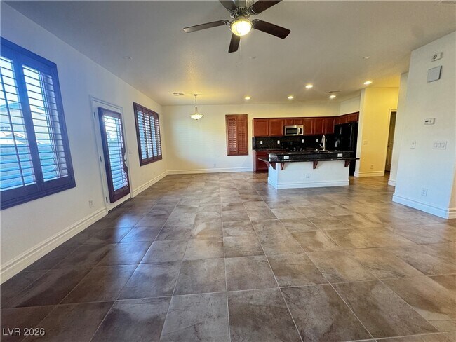 Foto del edificio - 6466 Aether St