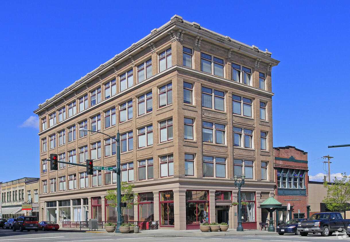 Primary Photo - Commerce Building/Hodge Apartments