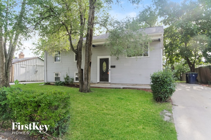 Primary Photo - 948 Dartmouth Ave